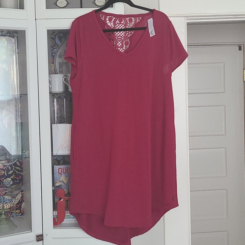 14/16 NWT Livi Active high low crochet back dress